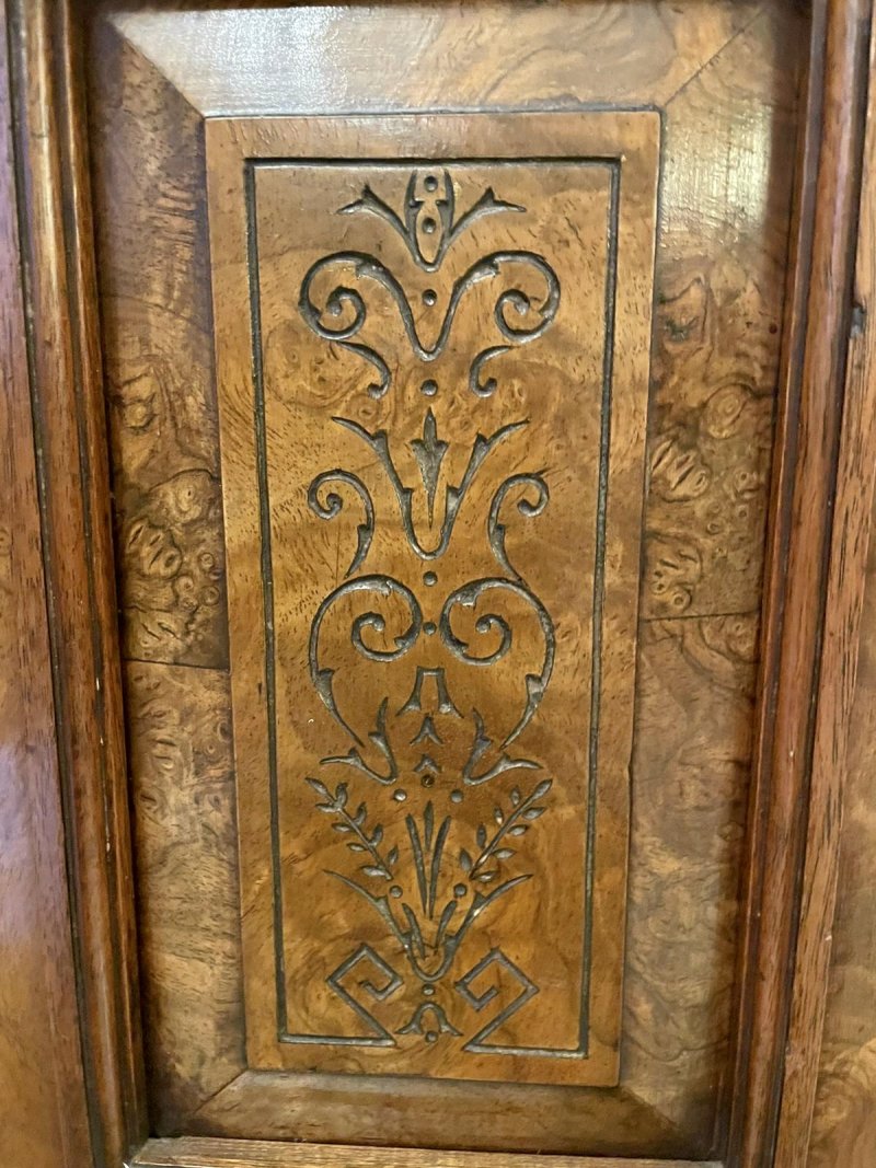 Outstanding Quality Antique Victorian Burr Walnut Credenza/Sideboard - Image 12